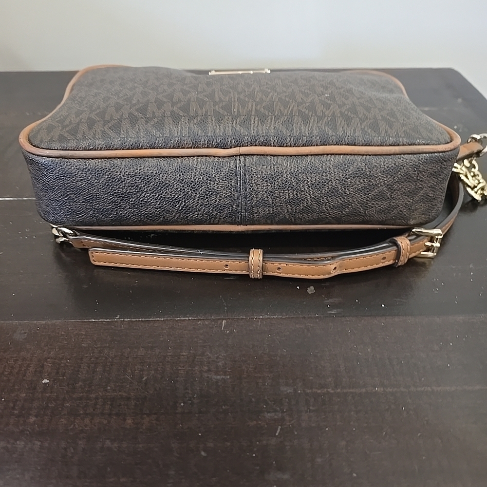 Michael Kors Jet Set Travel Medium East West Crossbody bag BROWN - Picture 4 of 13